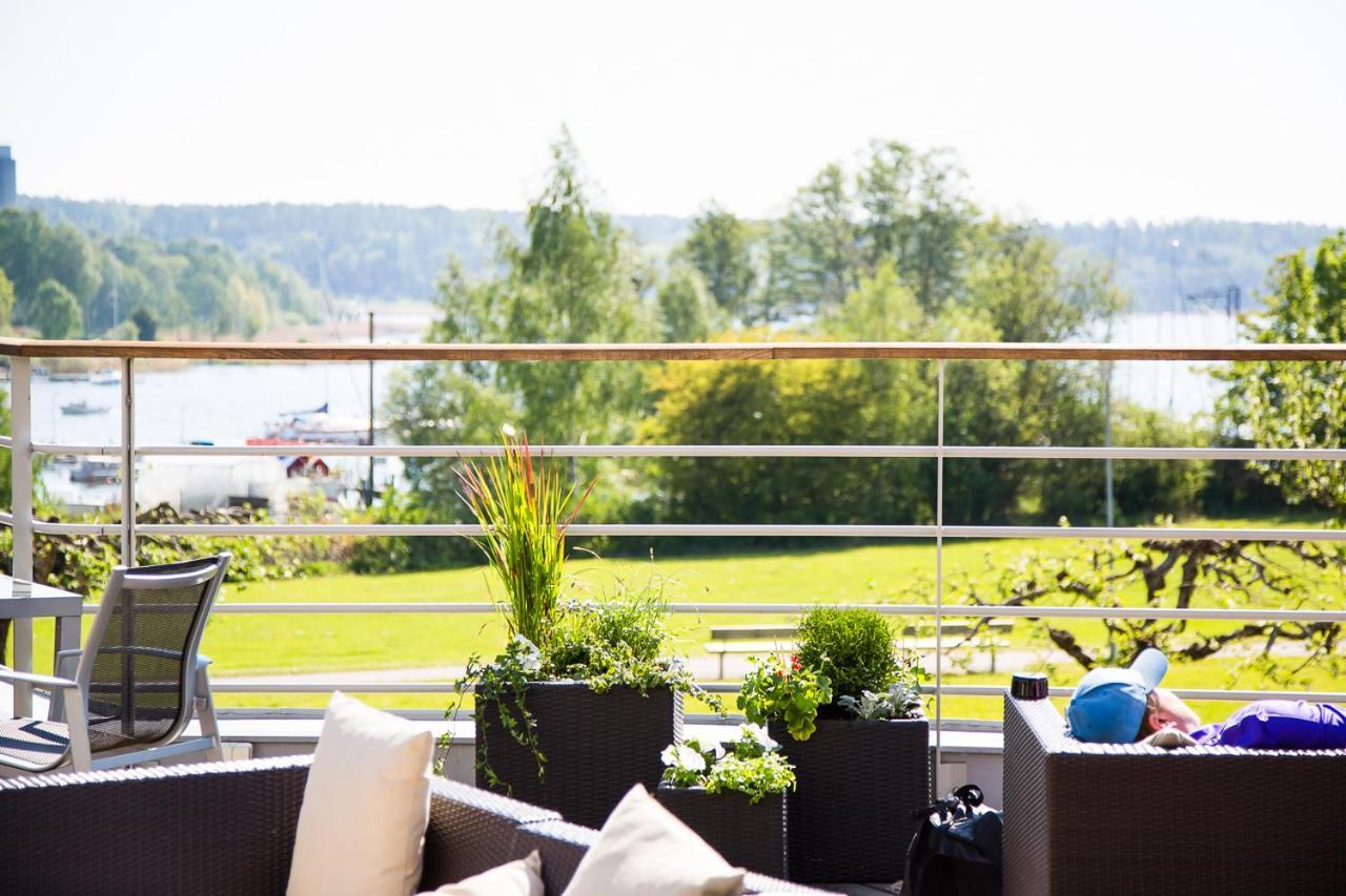 Aronsborgs Konferenshotel Bålsta Exterior foto